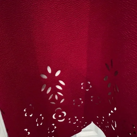 Red Laser Cut Scallop Hem Bell Sleeve Top 3XL Holiday Party Casual Festive Chic - Picture 4 of 11